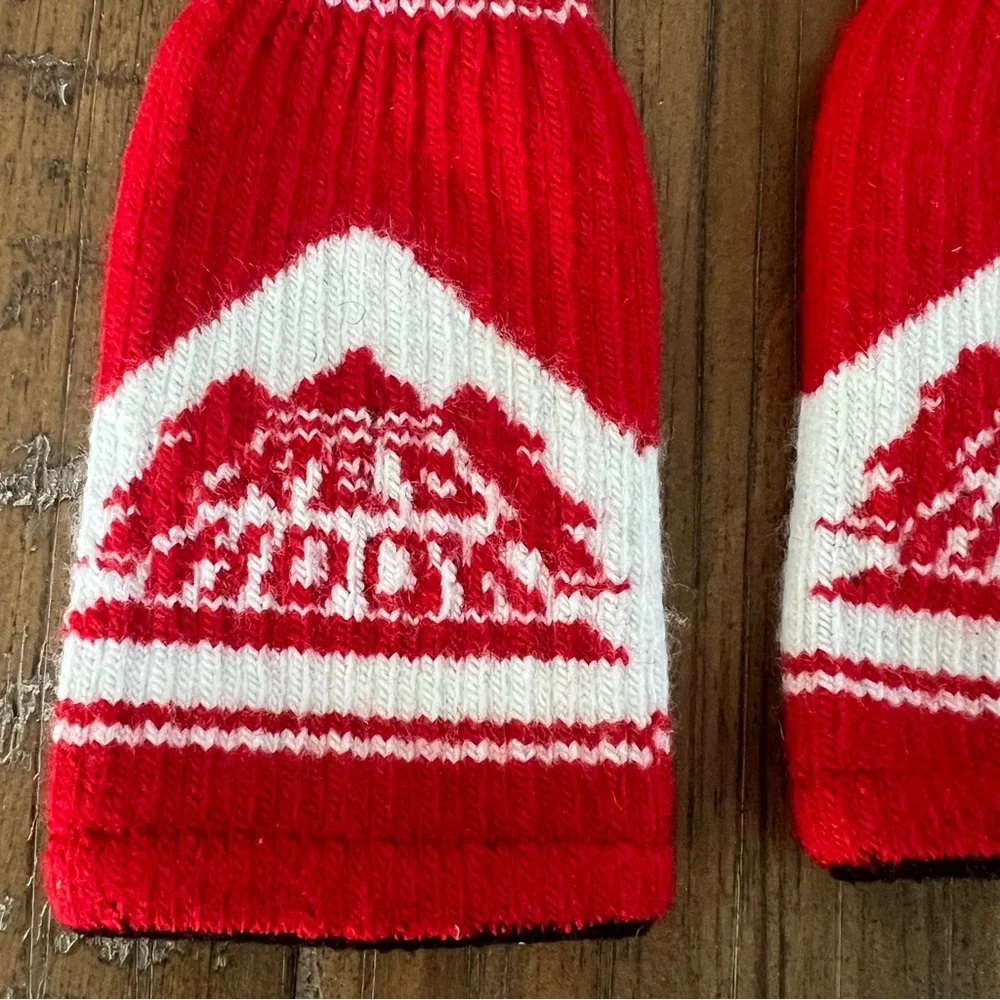 Red Hook Brewery Koozie Sweater for Beer Bottles Sleeves Lot of 2 Seattle